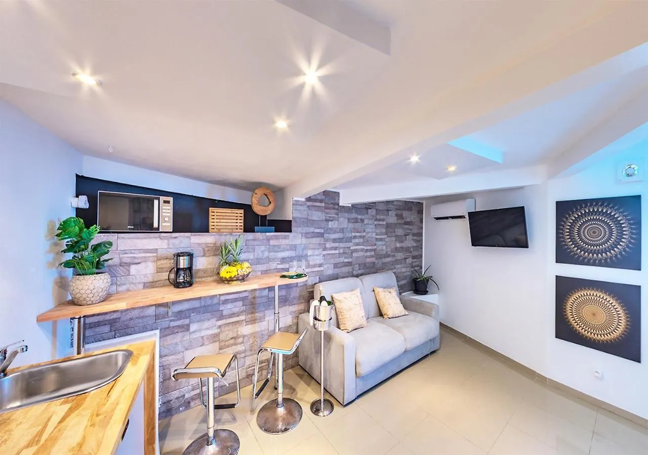 Shuri House Apartment Sainte-Marie Martinique